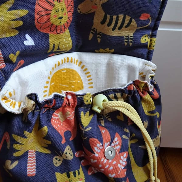 Intérieur sac à dos maternelle mixte Animaux du zoo violet et blanc